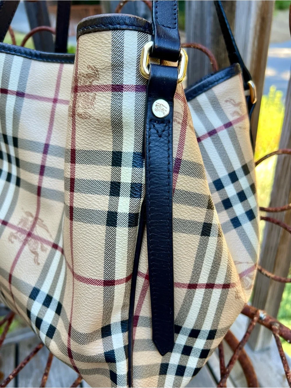 Burberry bag dark